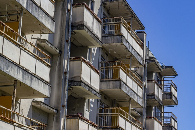 築 70 年マンションが売れる！簡単に売れない理由や売るためのコツを解説